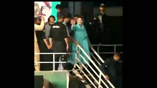 aaj mulk bachane da sawal ha pmln new song 2022 | Maryam Nawaz Sharif entry sence in Multan jalsagah screenshot 3