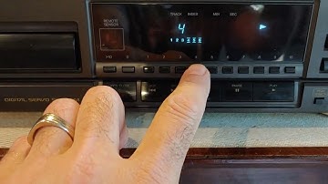 Technics Single Disc CD Player SL-PG440  Digital Servo System. 1993 Model. DEMO.