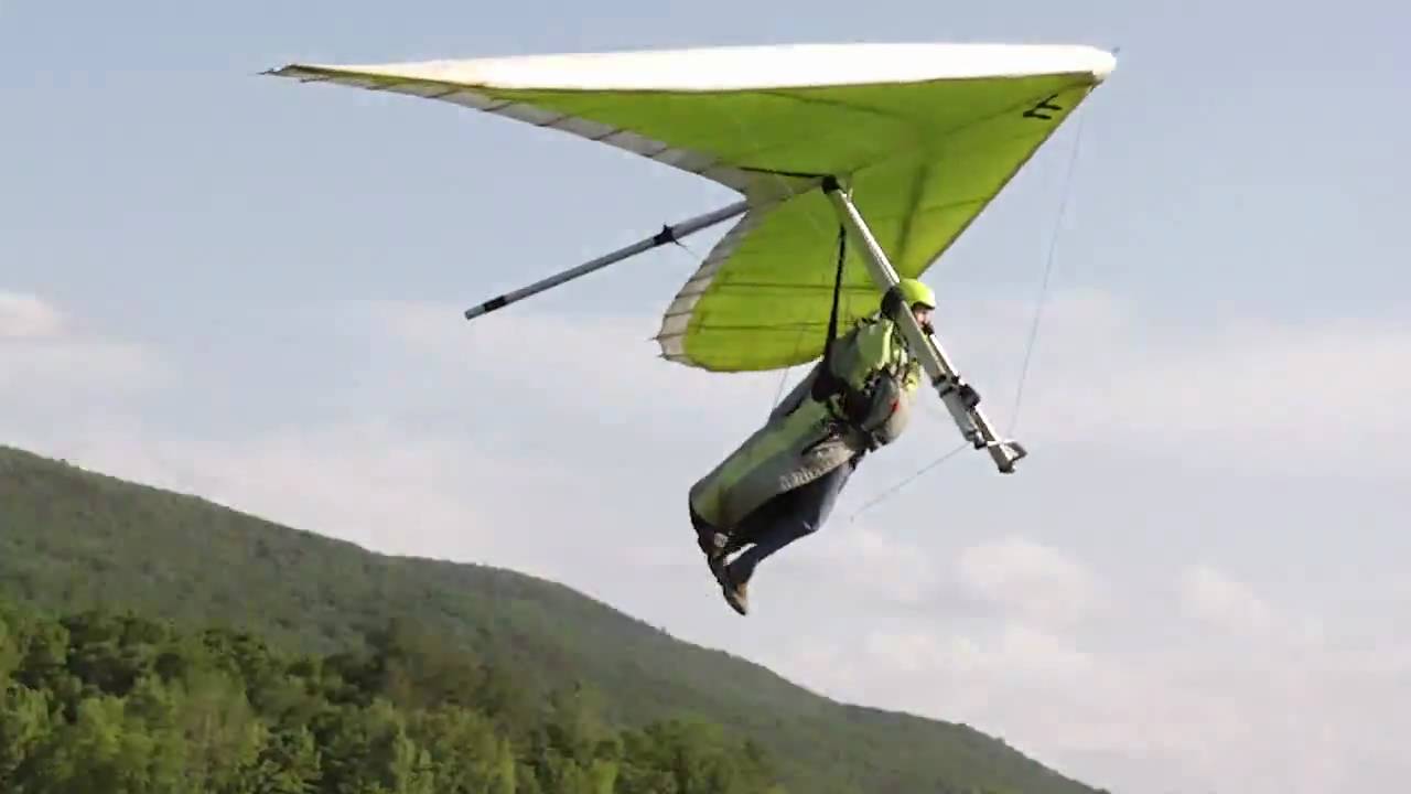 Hang glider landing at Ellenville May 30, 2009 YouTube