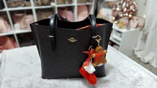 What's In My Coach Mollie Tote | Christmas Edition #whatsinmybag #coach