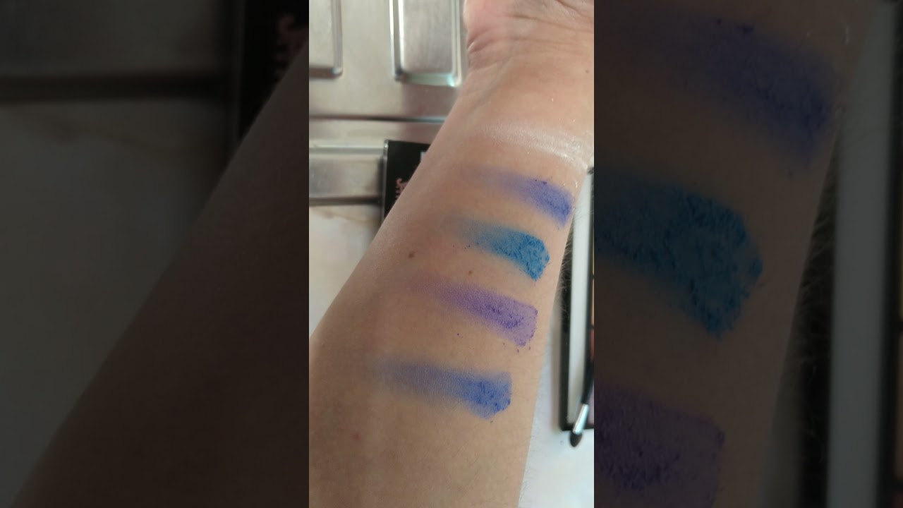 Saffron Eyeshadow palettes