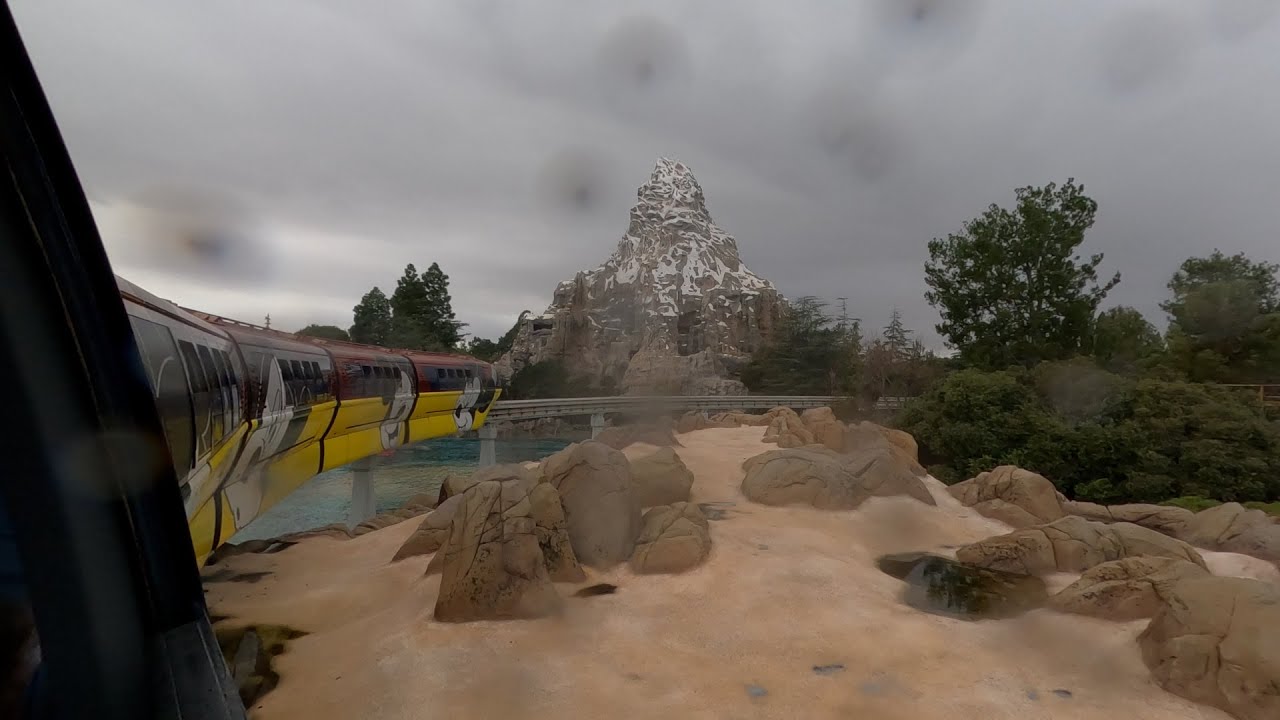 disneyland-january-2023-pt-8-flashback-with-the-mouse-01-19-23