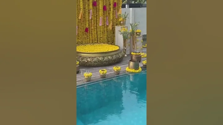 Beautiful Haldi Decor Pool Side | Wedding Ideas | Wedding Kalakar #haldidecorideas