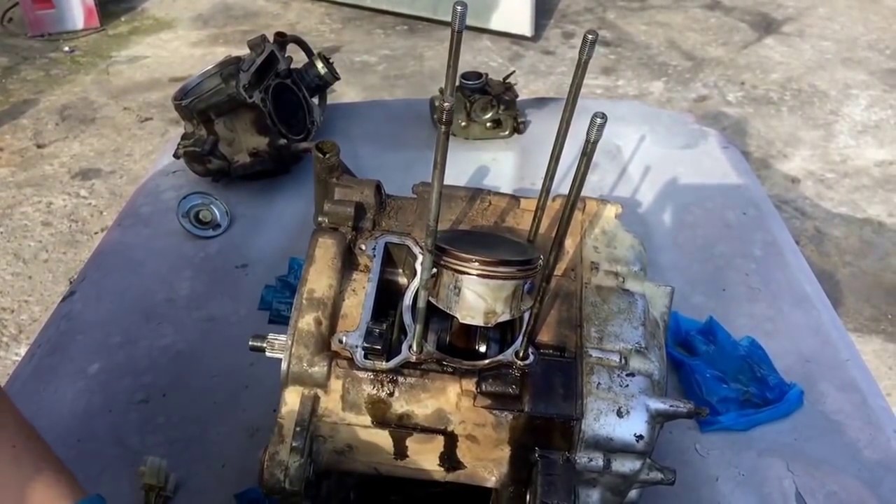 Поршневые кольца меняются на Linhai atv 300 часть 1