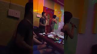 Karaoke Ôm Thác Loạn Tại Quán Karaoke Karaoke Tay Vịn