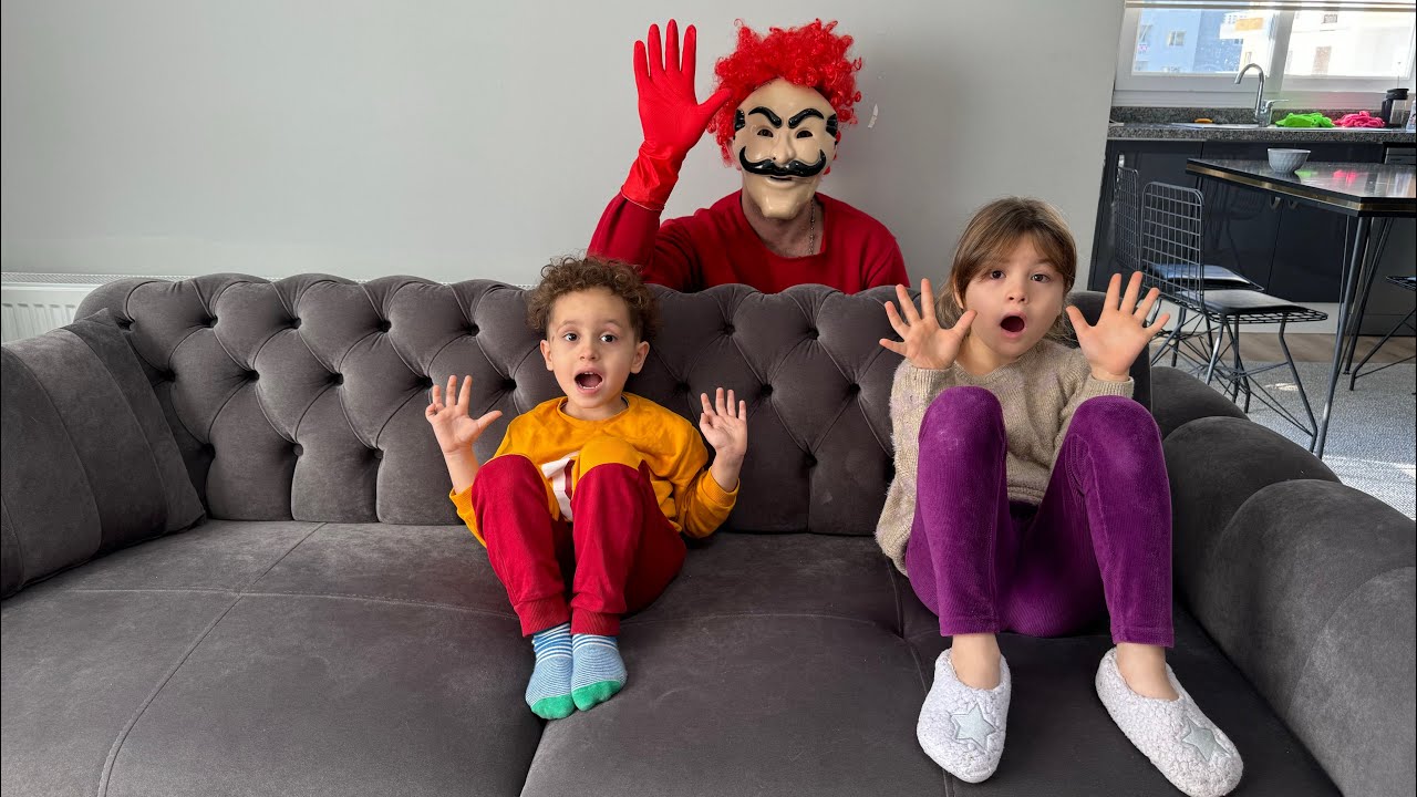 KUZEY ELİF SAKIN ARKANIZA BAKMAYIN !! BONUS AMCA VAR !!