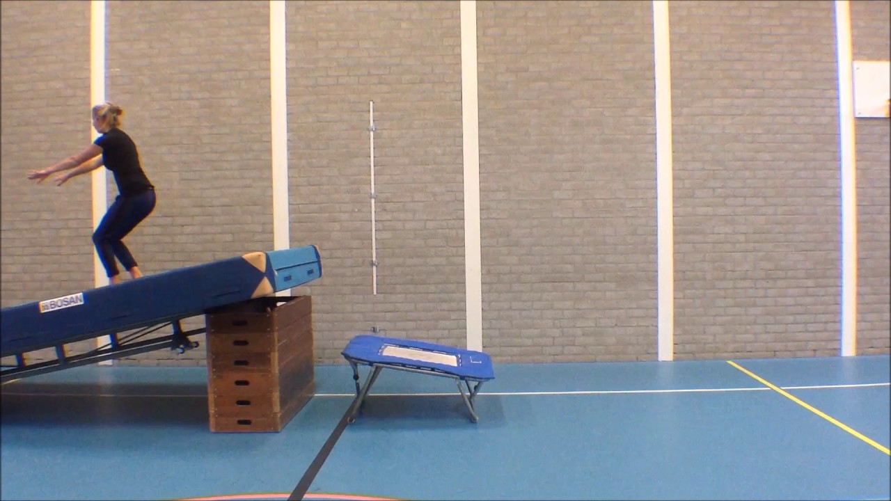 Tipsalto voorover schuin vlak met slowmotion - YouTube