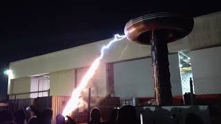 2X6 Conducts 3 Million Volts Largest Tesla Tower Ever Built By Lightning On Demand, Ca 2021.12.18 P1