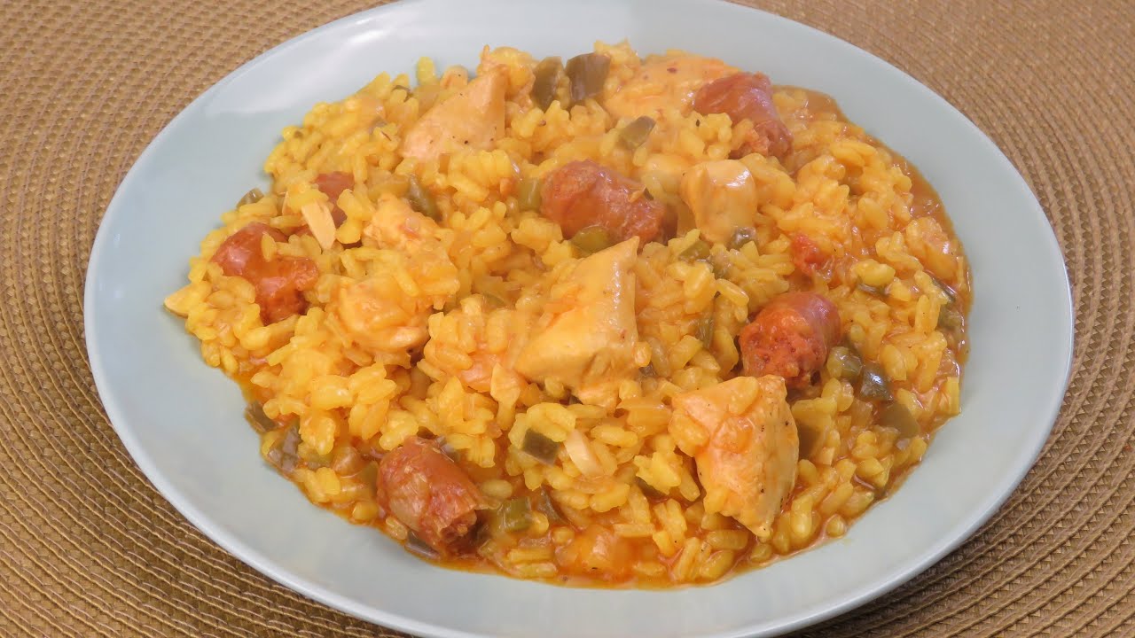 ARROZ CON POLLO Y CHISTORRA