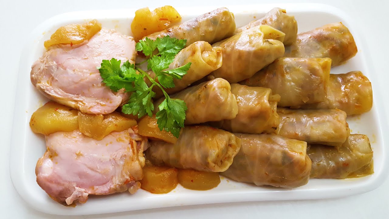 Голубцы с картофельным пюре и овощами