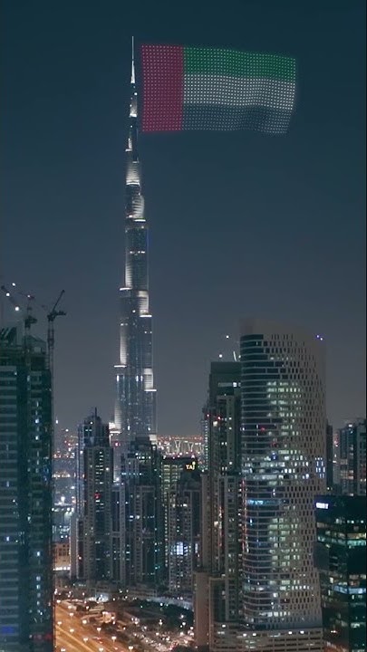 the-tallest-building-in-the-world-deserves-to-fly-the-biggest-flag-in