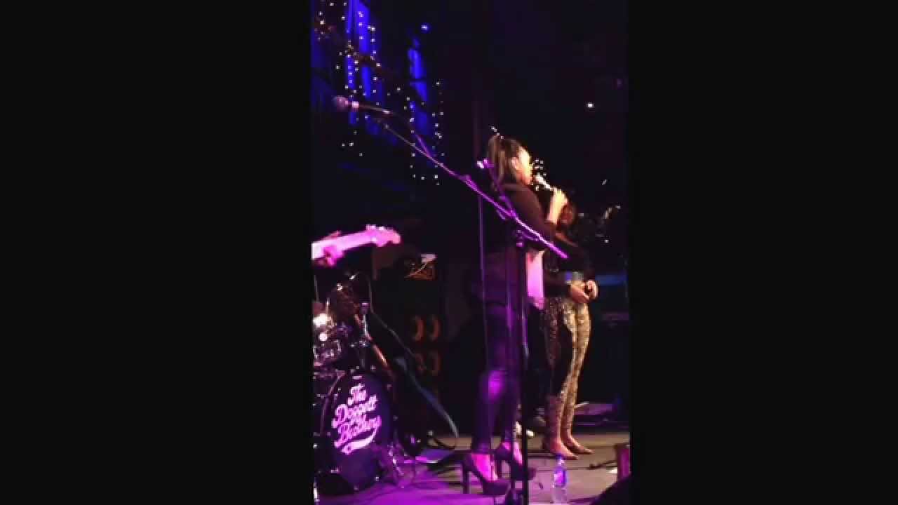 The Doggett Brothers - Greg Doggett's guitar solo to D'Angelo's Untitled ft Yvonne Park