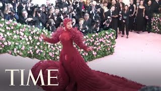 Lets Lock It Up Because Cardi B Just Shut Down 2019 Met Gala In Her Elaborate Bloody Gown Time