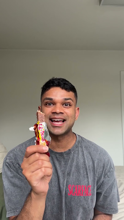 Download lagu Australian Trying Beng- Beng For The First Time 🍫