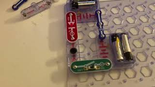 Snap Circuits Classic: Photoresistor Control