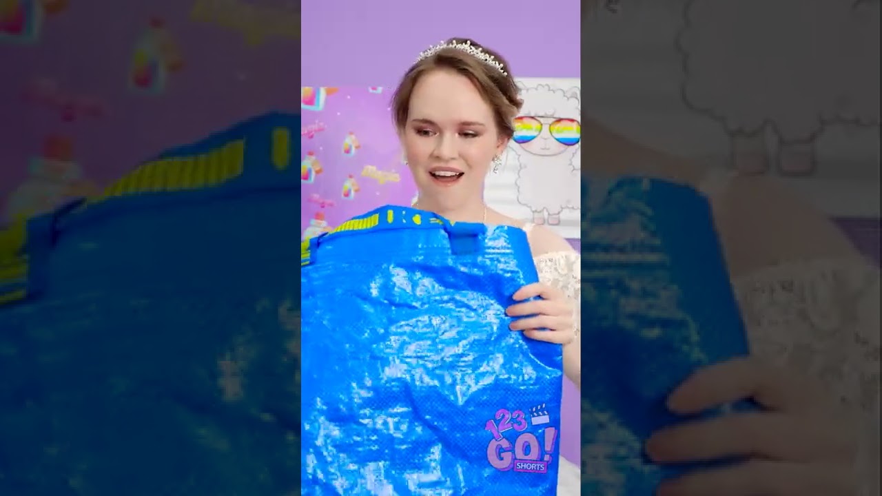 LIVE SAVING HACK TO GO TO THE RESTROOM WHEN WEARING A LONG DRESS #shorts