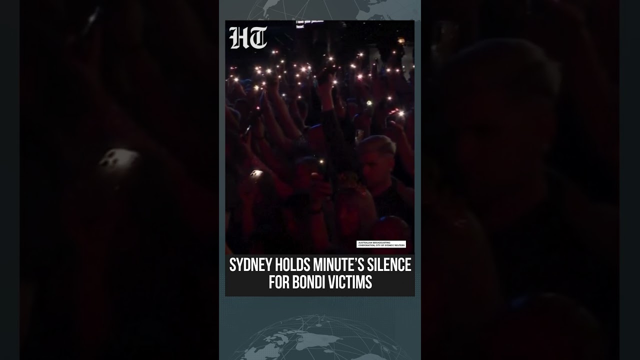 Sydney Community Observes Moment of Silence to Honor Victims of Bondi Tragedy | #shorts
