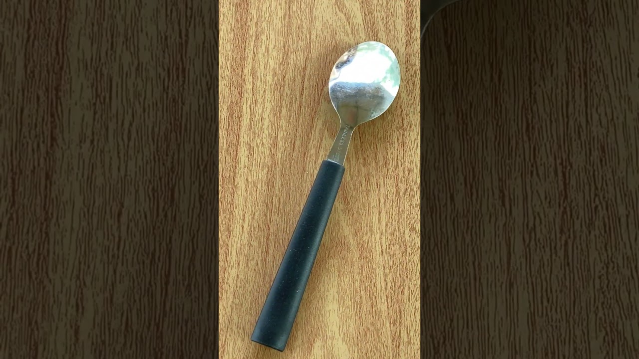 No Pill Cutter ? Use a Spoon to Split Tablets! | Creative Space 