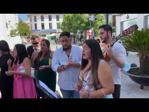 Ale García Bea Sánchez Cantan En Una Boda Hermana Mía Rocio Silva Ale García Bea Sánchez Cantan En Una Boda Hermana Mía Rocio Silva