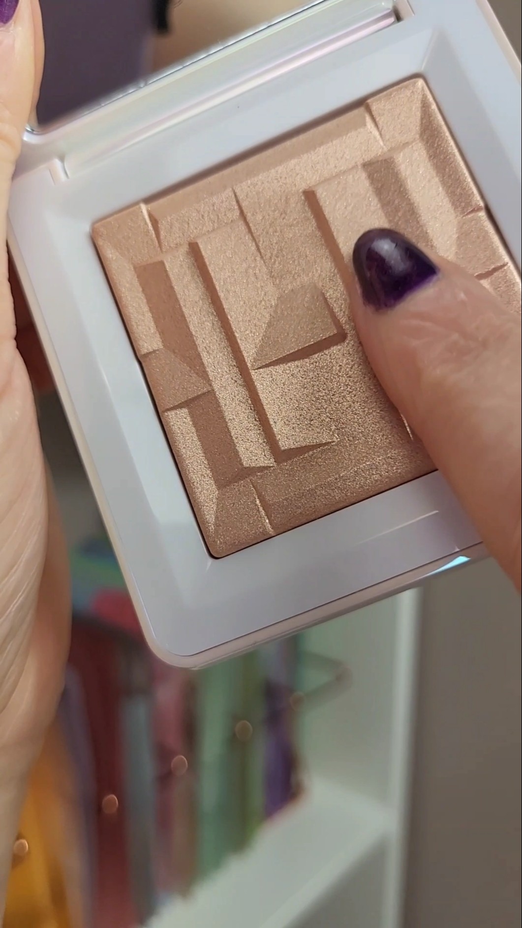 HAUS LABS PEACH QUARTZ HIGHLIGHTER 😍✨️ #hauslabs #highlighter