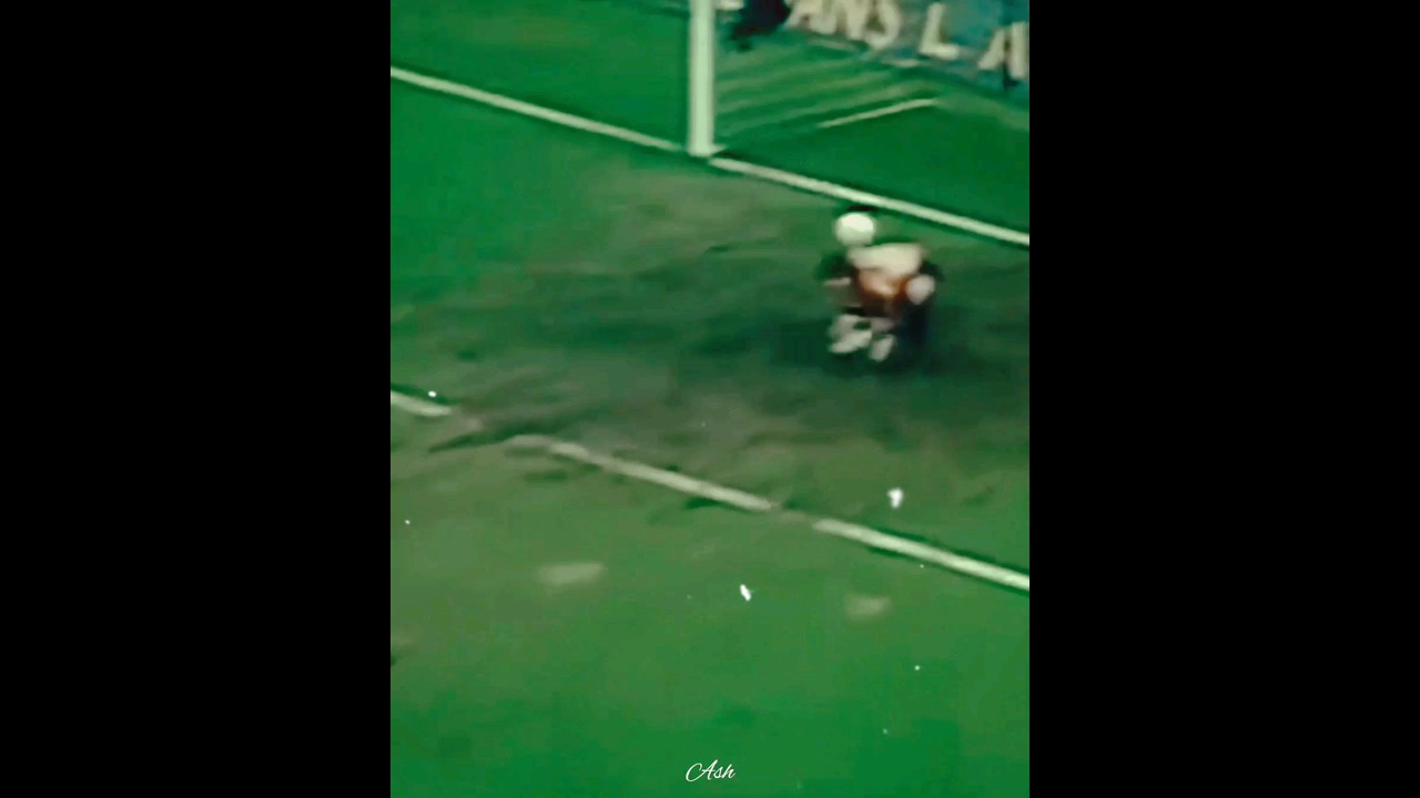 Rare Moments ⚽️🤯❄🔥 #viral #football #trending #ytshorts #cold #trendingshorts #respect