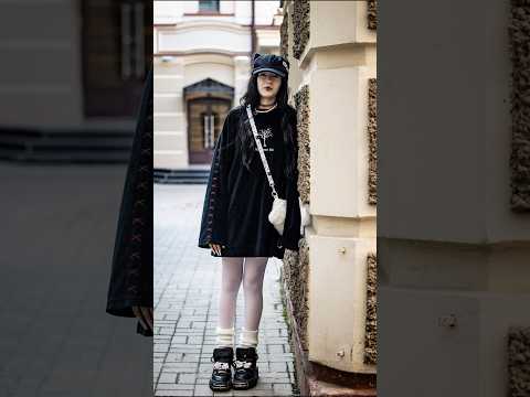 Эти девочки набрали в инст 320 к просмотров #streetphotography #уличныйфотограф #казань