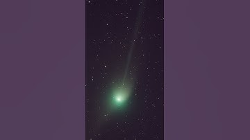Green Comet C/2022 E3 (ZTF) Moving Though Space! #shorts #comet
