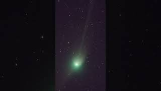Green Comet C/2022 E3 (ZTF) Moving Though Space! #shorts #comet