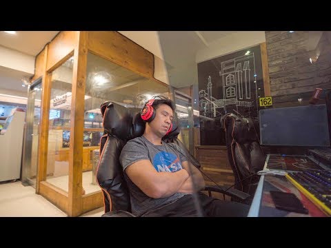 24 Hours At An Internet Cafe In Korea