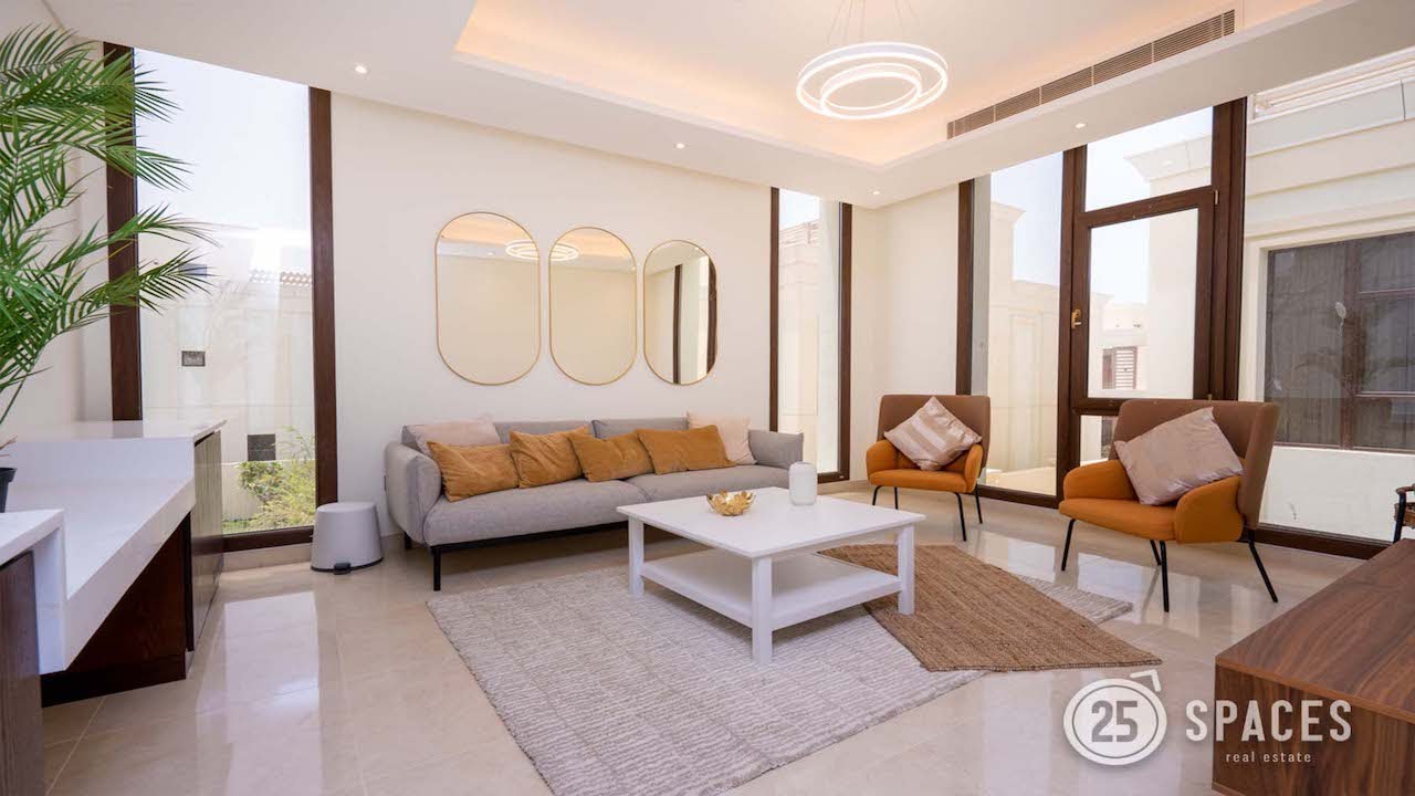 A Tour Inside A Furnished Villa In The Pearl Qatar Island | Open Space | 25 Spaces Real Estate