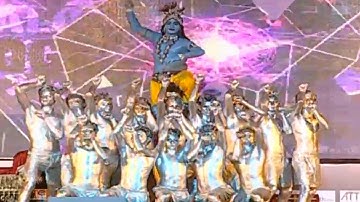 Krishnavatharam Dance Performance - Rudhramadevi Audio Launch - Anushka, Allu Arjun, Rana - Vizag