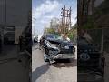 एक गलती और ऐसा हाल! 😱 संभल कर चलें। #RoadSafety #Shocking #Accident #ToyotaFortuner #shortsvideo