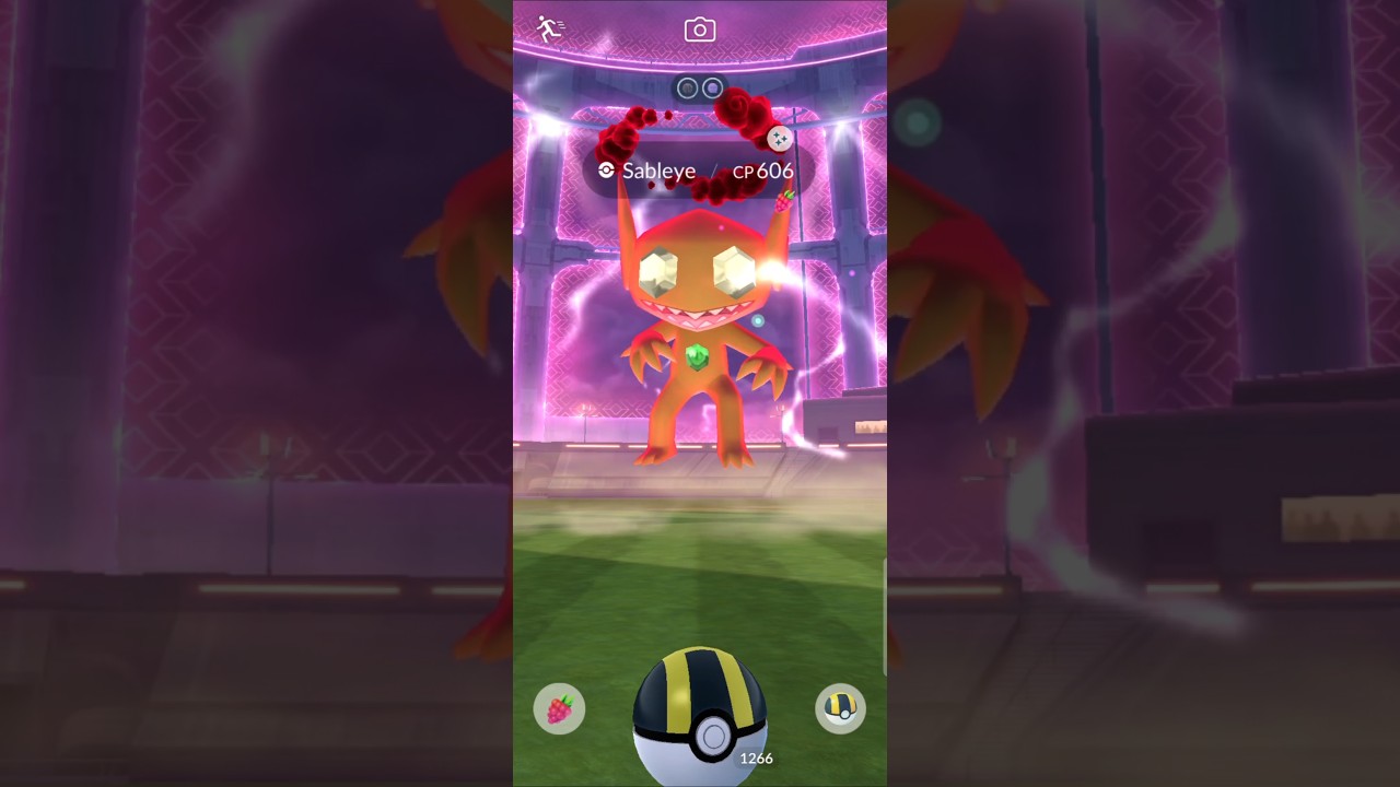 Dynamax Shiny  Sableye 