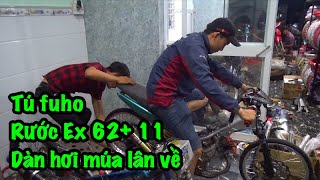 Tú Fuho gets wet in the rain and brings home the debtor Ex 62 +11 lion dance troupe | Tú Nguyễn V...