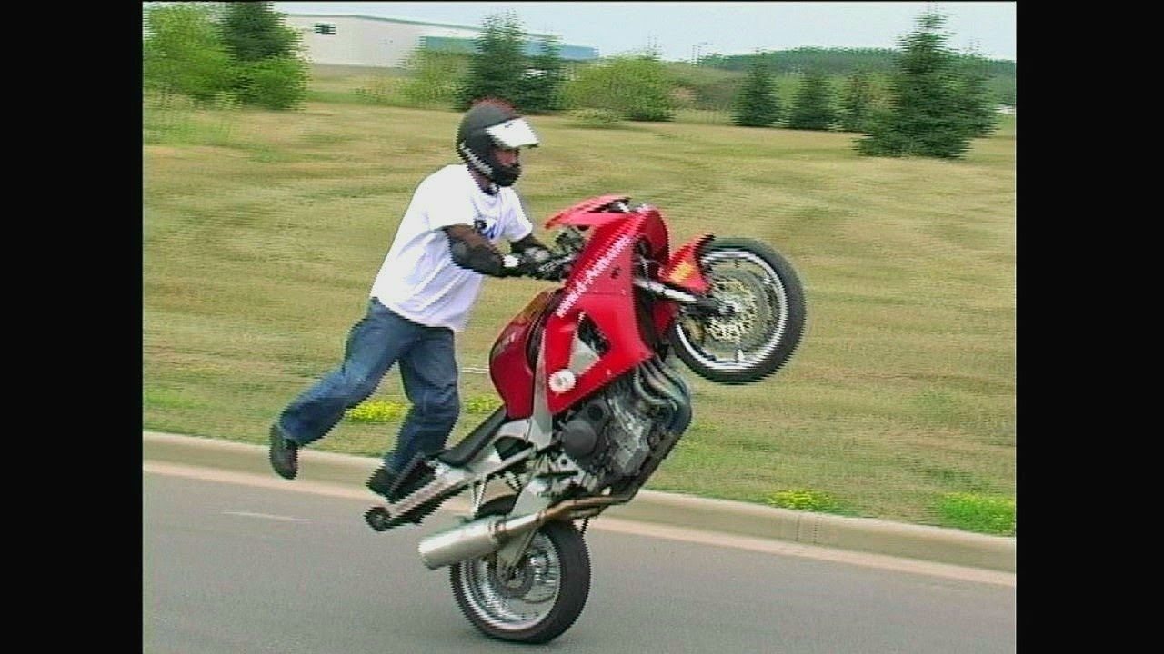 d-Aces "Unleashed" part 3, Street Bike Stunts