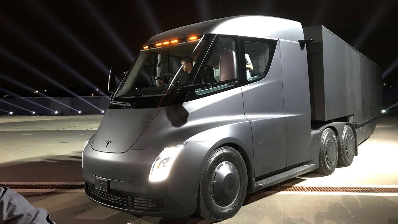 Elon Musk Unveils New Tesla Semi Electric Truck