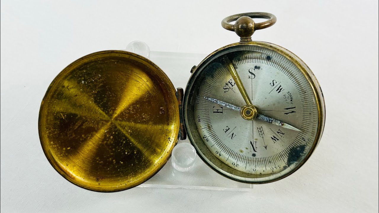 ANTIQUE FRENCH BRASS POCKET COMPASS WITH HINGED LID | EARLY FIELD NAVIGATION INSTRUMENT | CIRCA 1880