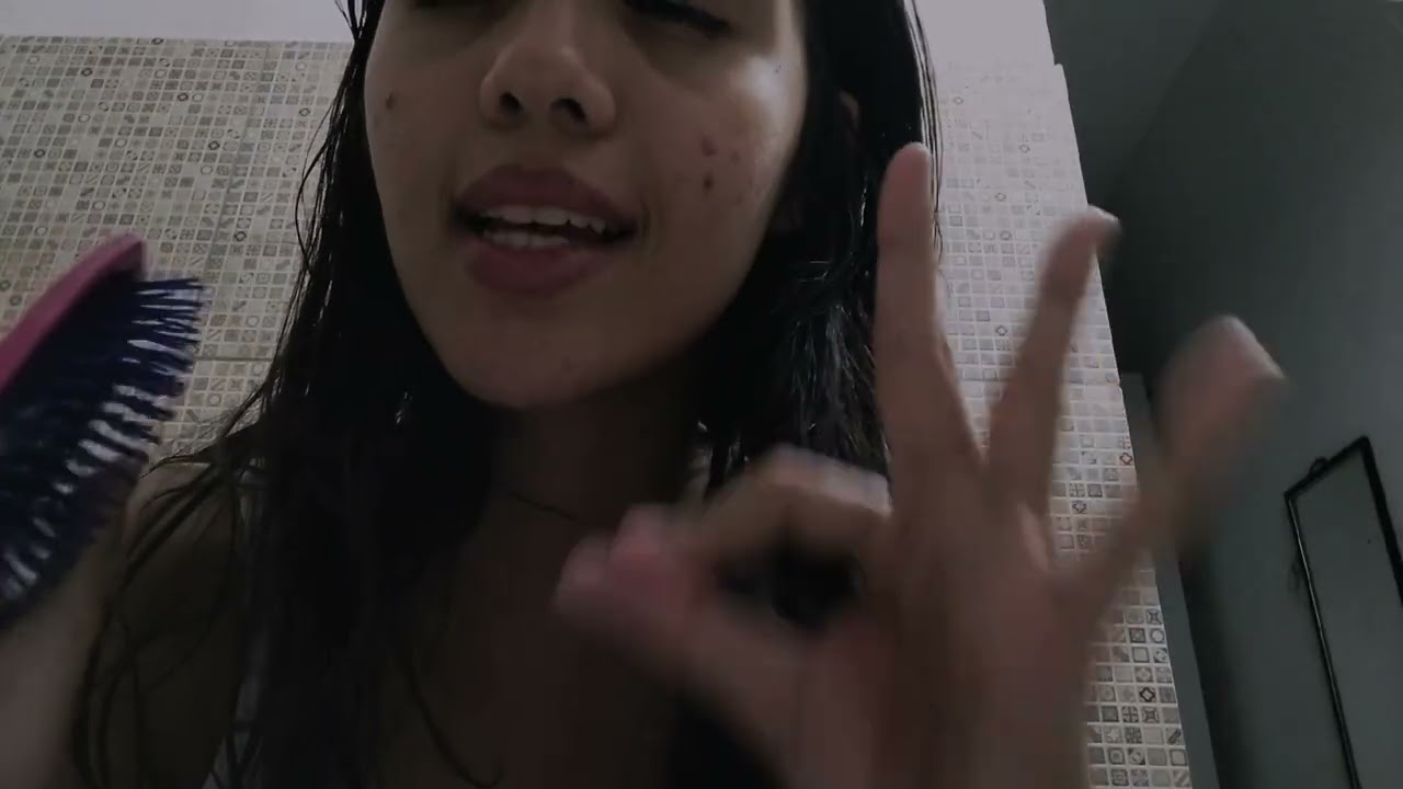 ASMR-  Penteando seu cabelo ate você dormir 💤🦲#asmr #roleplay #youtubeshorts #asmrsounds 