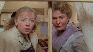 Road to Avonlea Best Scene - Sarah returns to Hetty