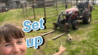 Round pen set up ,panels and gate