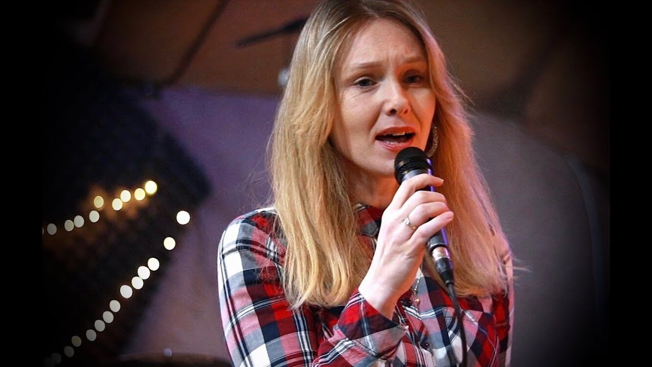 Cicha noc - Kinga Trzaskowska