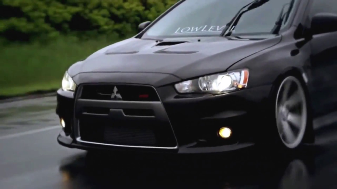 Mitsubishi Lancer black EVO Vossen тюнинг