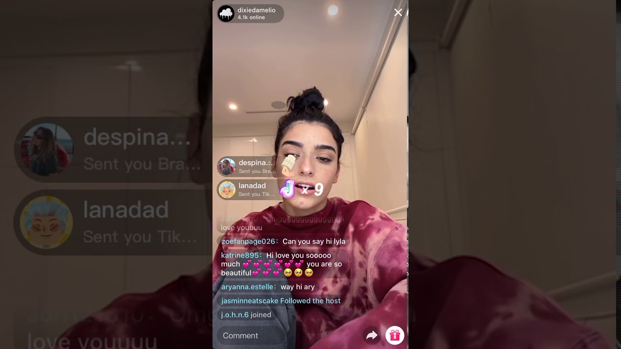 @dixiedamelio TikTok live stream (7/20/20)