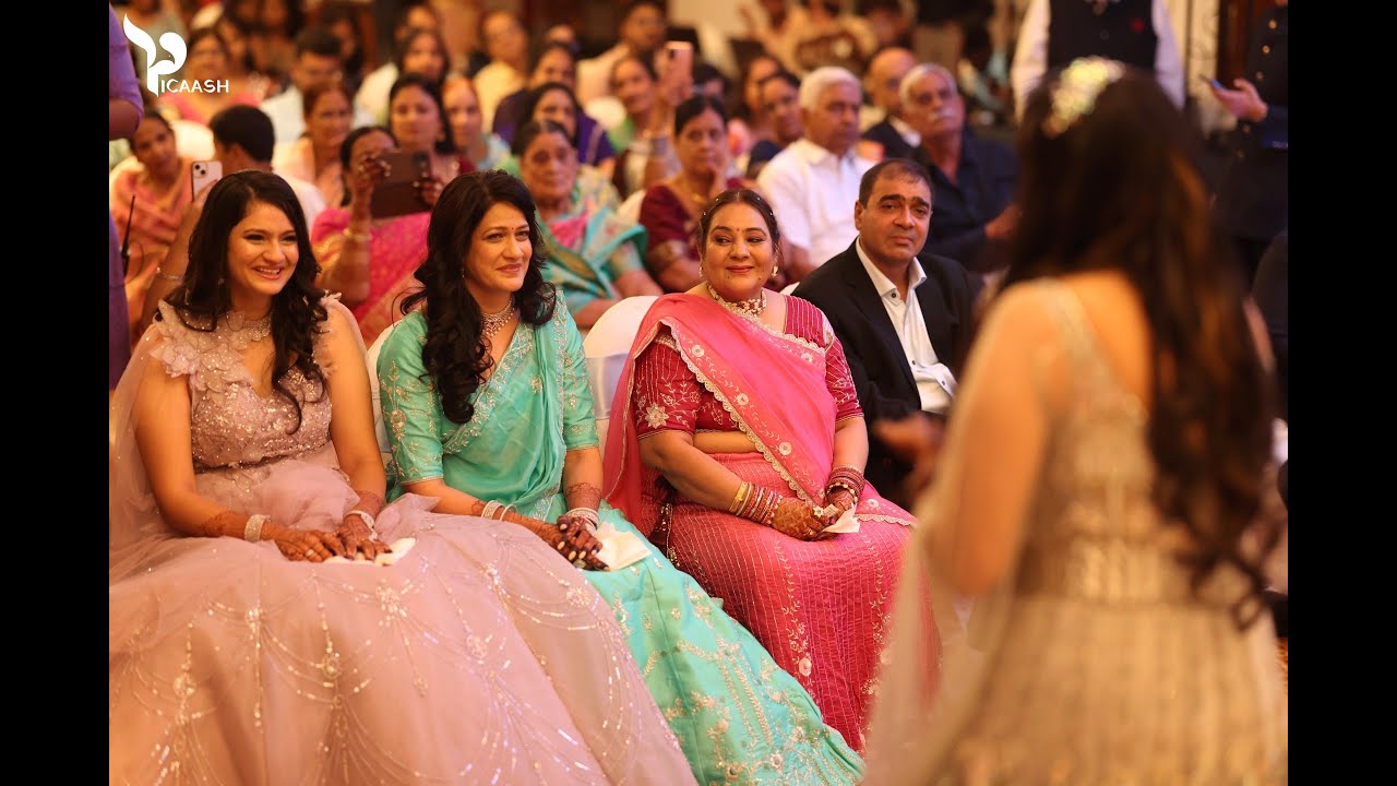 Surprise Dance by Bride for her parents and in-laws | Wedding Dance Performance