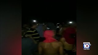 Protesters use pots and pans in Cuba