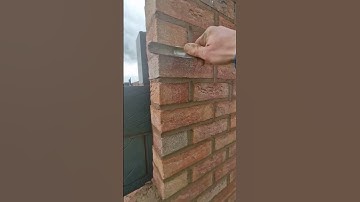 Jointing brickwork #bricklayer #newbuild #satisfying #asmr #jointing #work #construction