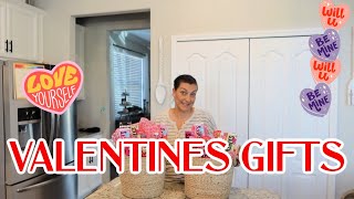 MAKING THE GIRLS VALENTINES DAY BASKETS! WHAT I GOT THEM! EMMA AND ELLIE