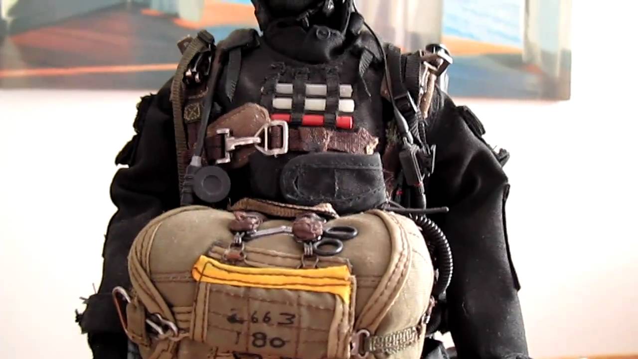 ホットトイズ US NAVY SEAL NGHT OPS JUMPER Michael Crawford's Review of the Week