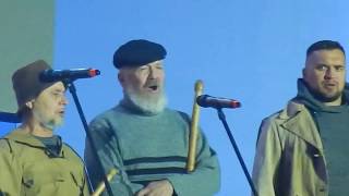 Нерехтский рожечный хор и скоморохи из Костромы в Зарядье на Географическом фестивале
