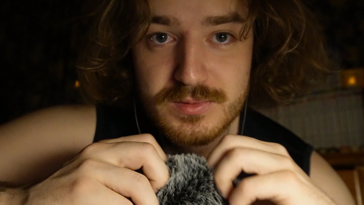 ASMR Contrasting Triggers, Fast and Aggressive Switching to Soft and Slow I promise this is good.